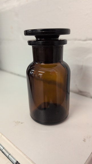 Apteekkarin pulloja 40 kpl