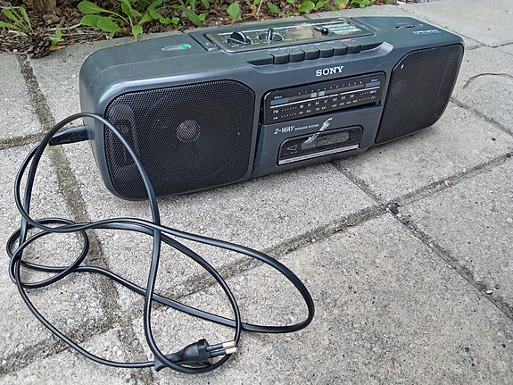 Sony merkkinen radio