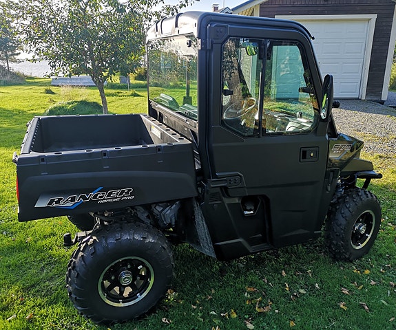 Hienossa kunnossa oleva Polaris Ranger SP 570 Nordic Pro koppimönkijä