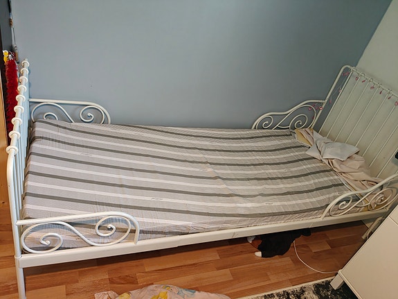 2kpl IKEA MINNEN jatkettava lastensänky 80x200 valkoinen
