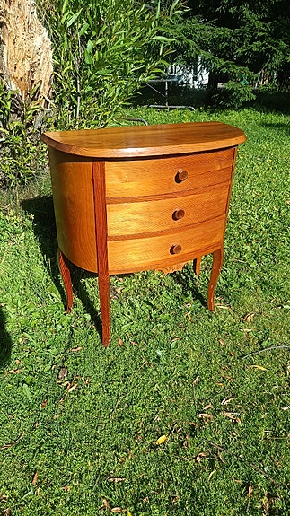 Vintage vanha puinen lipasto 3 laatikkoa