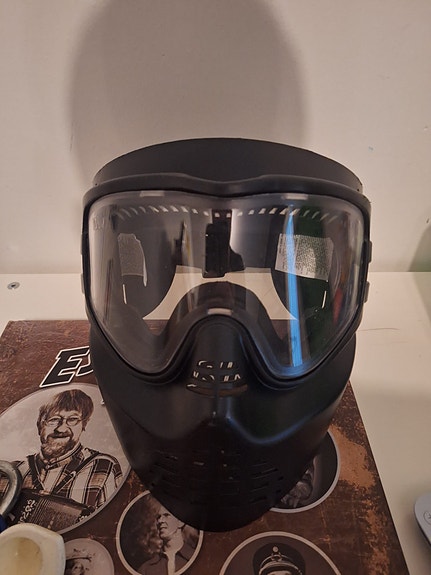 Paintball-maski musta