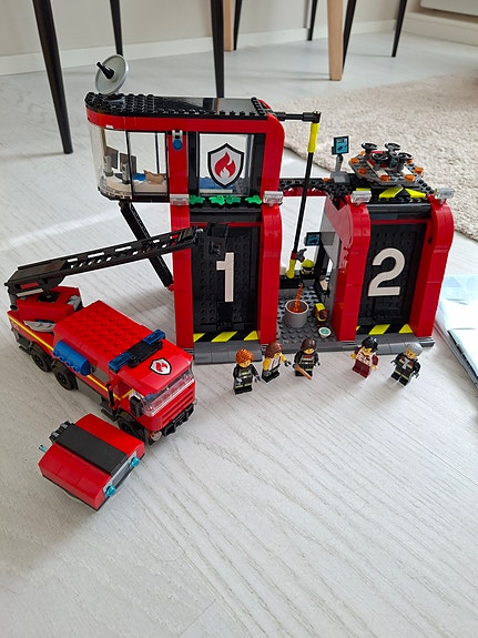 Lego City paloasema 60414