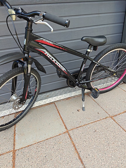 Helkama Scorpion 24 3v poikien pyörä