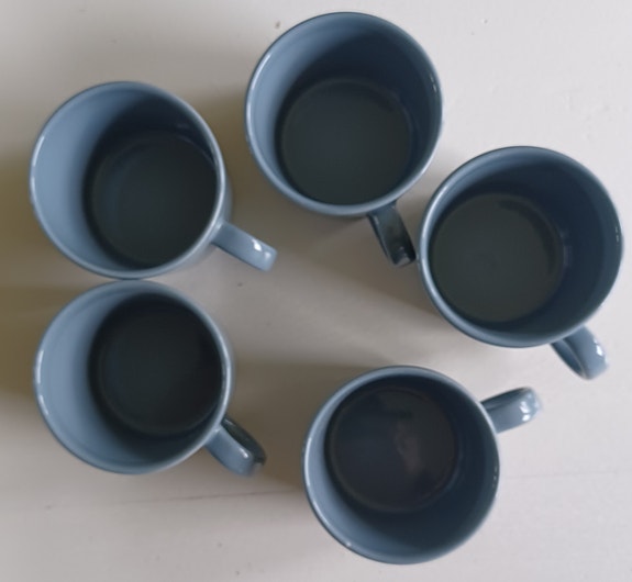 Teema kahvikuppi kahvikupit