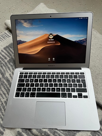 Apple MacBook Air 13" (Mid 2012)