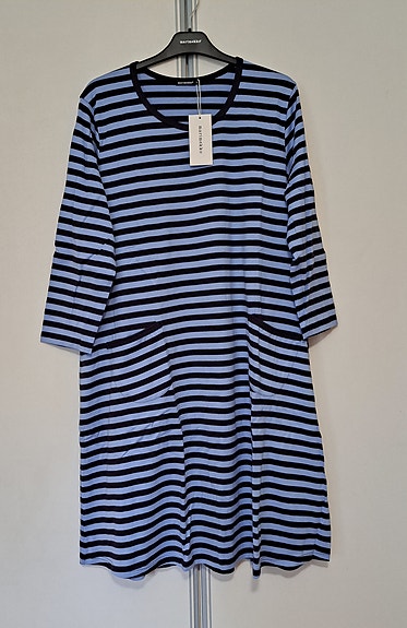 Marimekko tasaraita mekko xl uusi