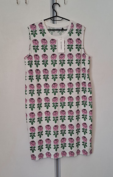 Marimekko vihkiruusu mekko xl uusi