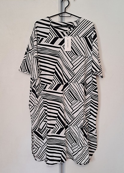 Marimekko mekko xl uusi