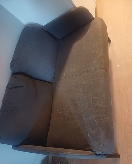 Annetaan ikean pikku sohva