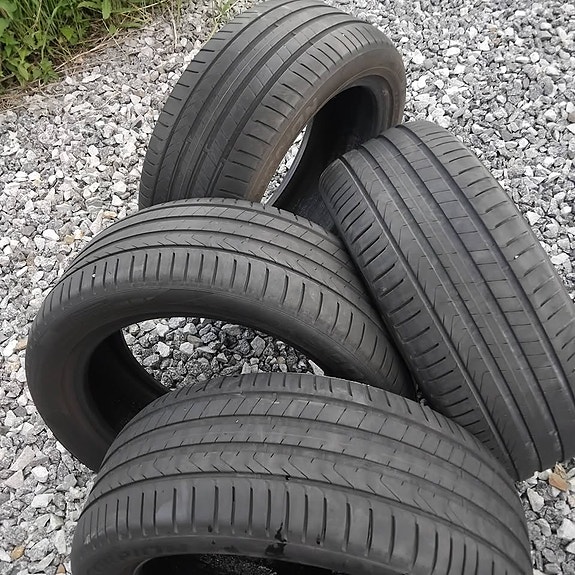 Pirelli Cinturato P7 255/45/19 kesärenkaat