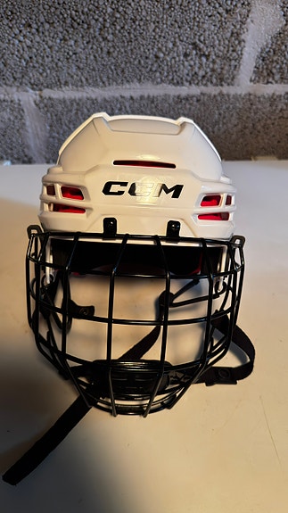 CCM kypärä