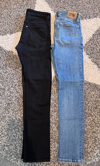2 x farkut 152/158cm (Tommy Hilfiger ja H&M)