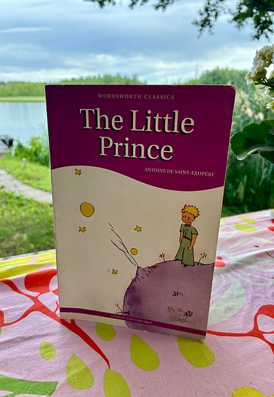 The Little Prince (Pikku Prinssi) – Antoine de Saint-Exupéry (englanniksi)
