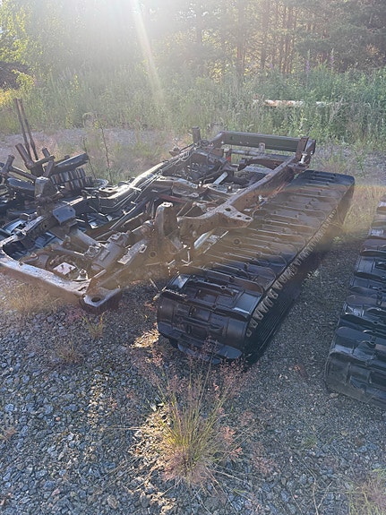 Bandvagn tela projekti, 3 paria teloja
