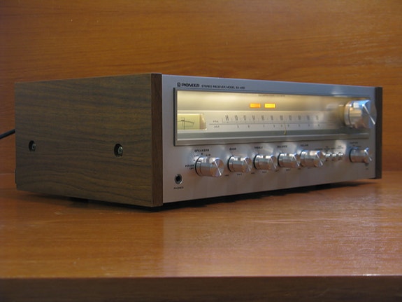 Pioneer stereo / Varattu