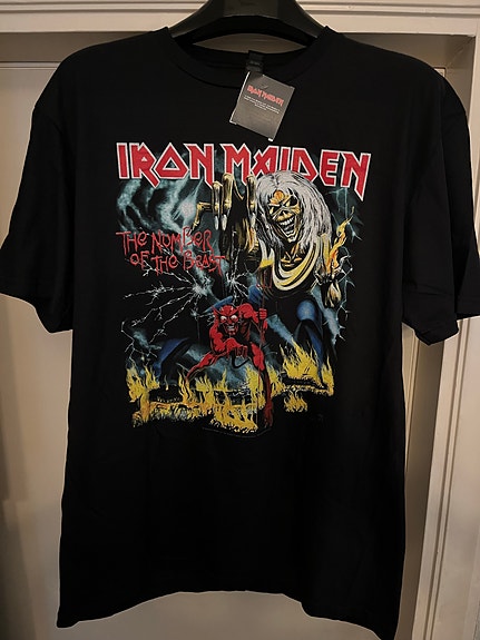 Uusi Iron Maiden T-paita