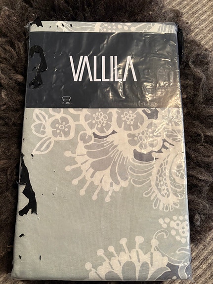 Vallilan Vanilja-pöytäliina, koko 145x250 cm