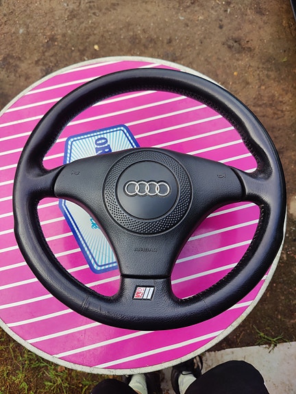 Audi A4 B5/A6 C5 kolmipuola ratti