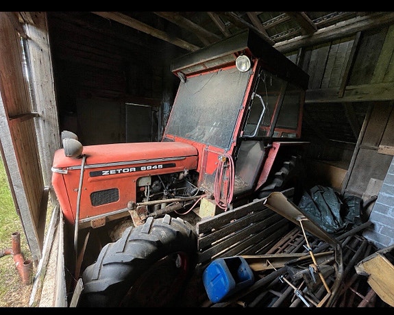 Zetor 6945 traktori.