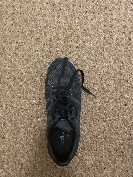 Adidas talvikengät koko 37,5 musta