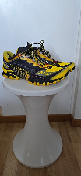 La sportiva Bushido polkujuoksukengät