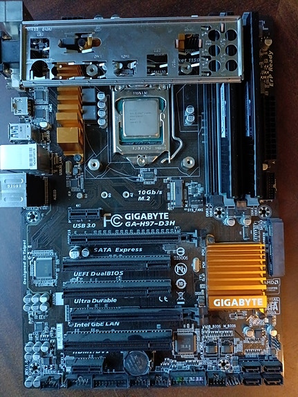 Emolevy + cpu ram