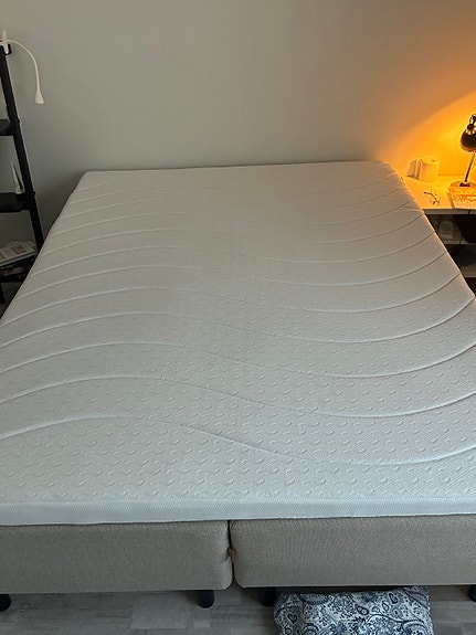 Jysk Wellpur sijauspatja 160x200 cm valkoinen