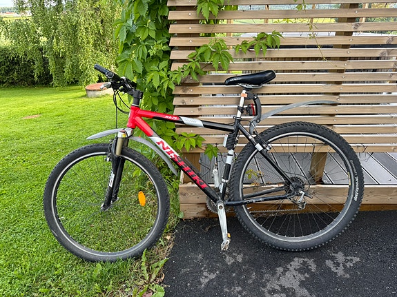 Myydään Nishiki K-29 Bigfoot maastopyörä