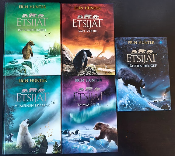Erin Hunterin Etsijät-sarjan kirjat 2-5