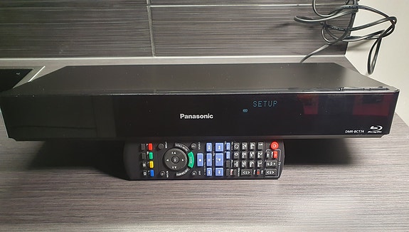 Panasonic DMR-BCT740 / BCT760 4K skaalaava HD digiboksi/ Blu-ray soitin