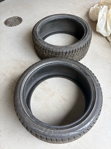 Nastarenkaat 225/40r18