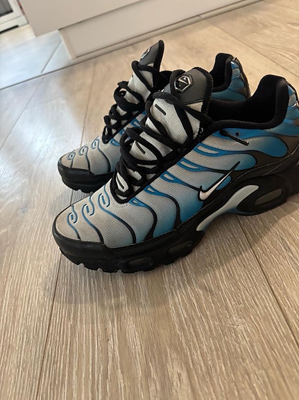Nike air max plus, koko 40