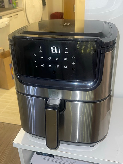 *TARJOA* Electrolux airfryer