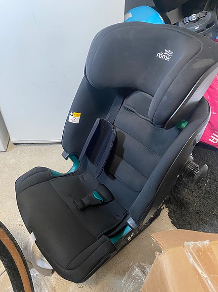 Britax Römer Advansafix i-Size, isofix - 9-36kg