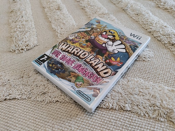 Wario Land: The Shake Dimension - Nintendo Wii