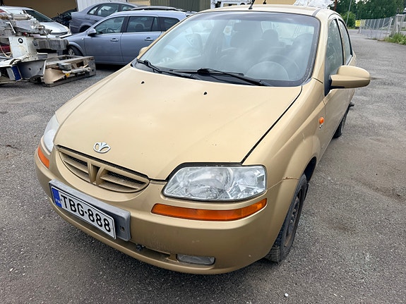DAEWOO GM KALOS ajovalot ja vilkut sekä konepelti