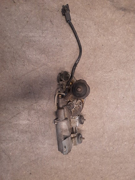 Toyota Corolla E100 STW takalasipyyhkimen moottori