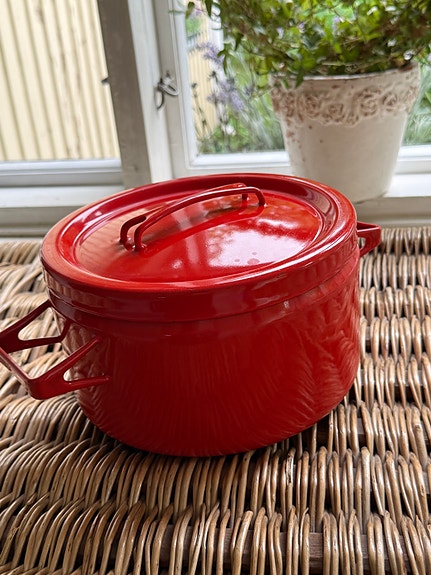 FINELL hyväkuntoinen RETRO emalikattila n. 3 litraa