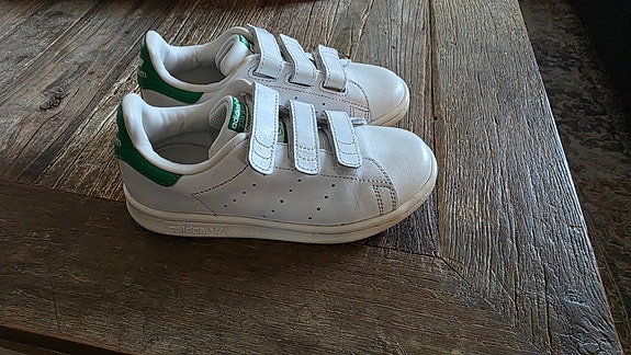 Adidas Sam Smith lasten tennarit koko 30 1/2 valkoinen unisex