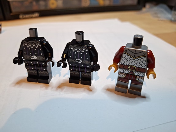LEGO Minifigures serpent knights ja griffin knights