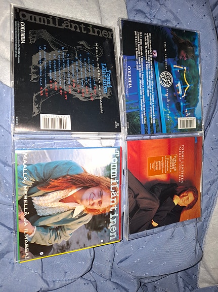 CD-levyjä Tommi Läntinen