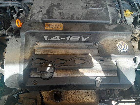 Vw golf 1.4 16v  EHJÄ sylinteri kansi ja nokka-akselit