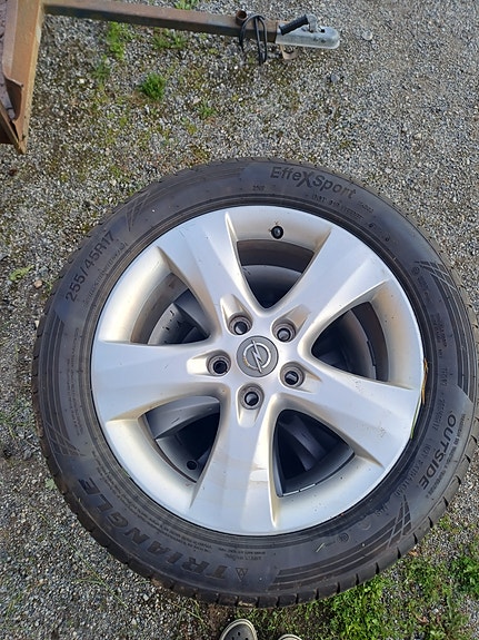 Opel Astra J 17" vanteet renkailla