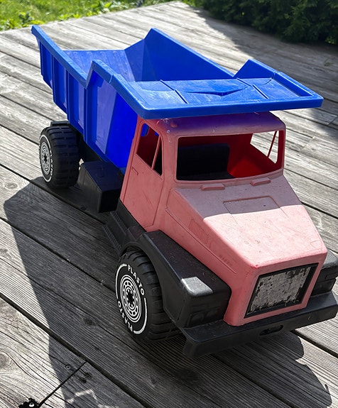 Plasto iso kuorma-auto lelu