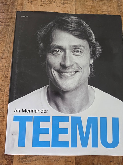 Teemu Selänne (Ari Mennander)