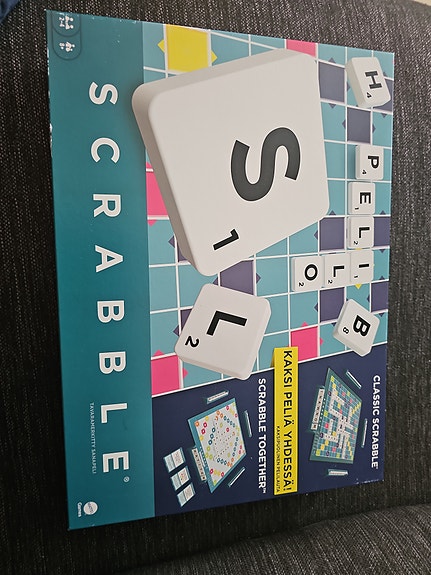 Scrabble lautapeli *uusi*