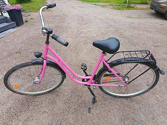 Pinkki polkupyörä 28" renkailla
