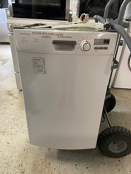 Electrolux ESF45030W astianpesukone 45cm leveä