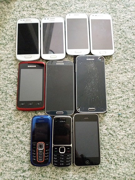 Nokia/Samsung Galaxy S -sarjan puhelimet
